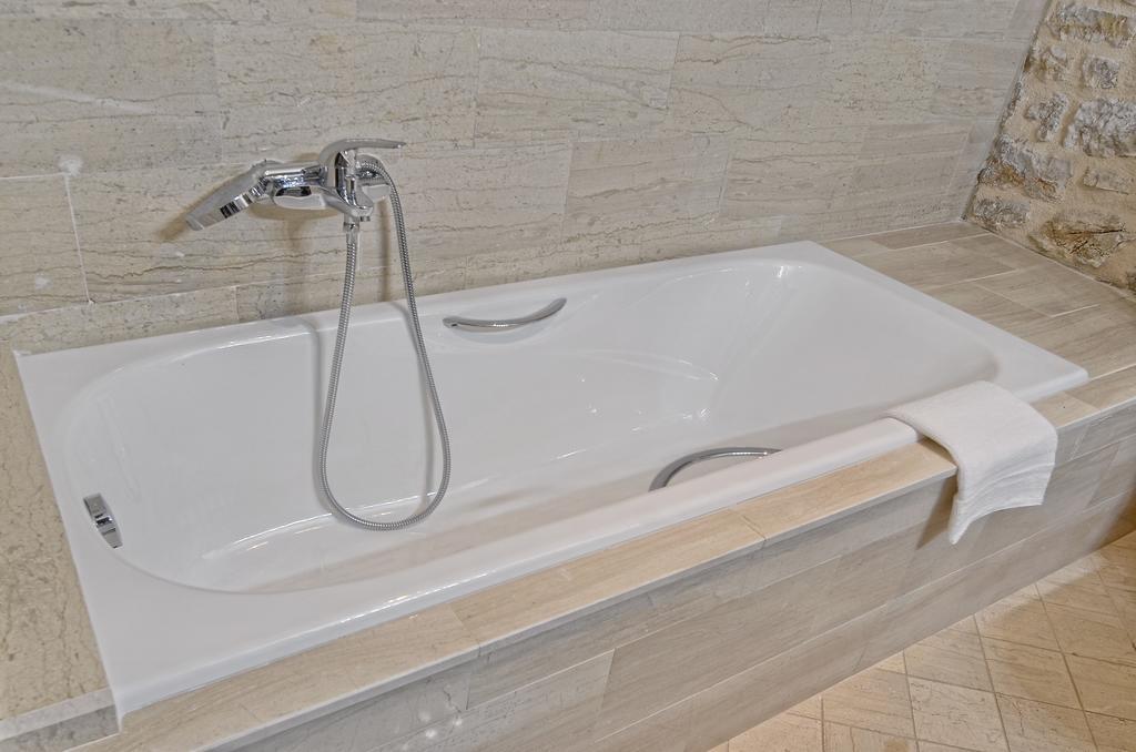 Heritage Hotels- Hotel Kalari Ioannina Ngoại thất bức ảnh