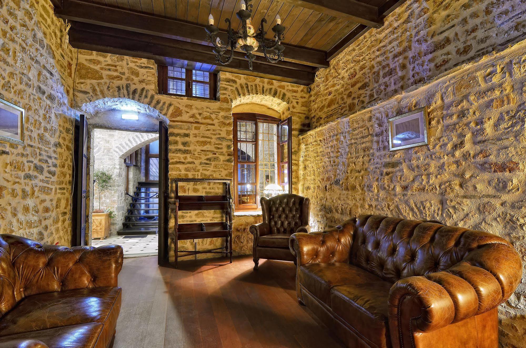 Heritage Hotels- Hotel Kalari Ioannina Ngoại thất bức ảnh